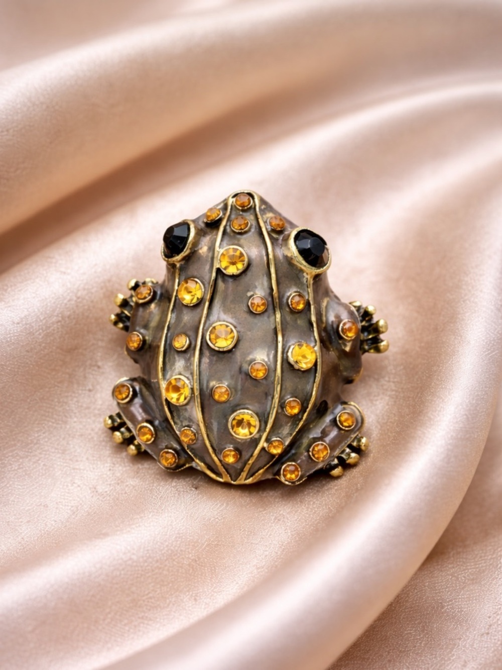 Antique Style Frog Brooch with Amber Crystals – Vintage Inspired Jewelry